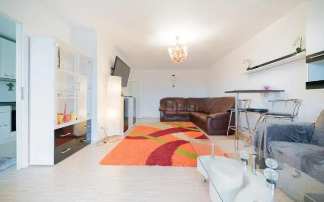 Id 6851 | Private Apartment