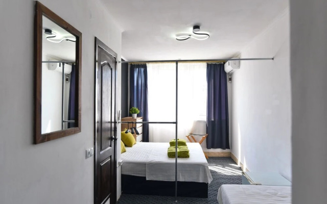 Happy Land Hotel