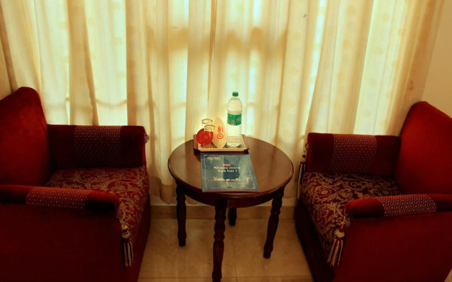 OYO 1592 Hotel Empire palace
