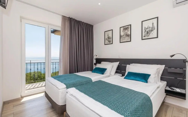 Nice Apartment in Opatija With Wifi and 3 Bedrooms