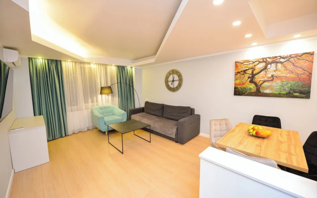 Twin I - One Bedroom - 4 Guests - Cismigiu Gardens
