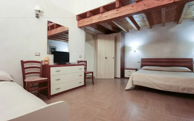La Lanterna Di Bachi
