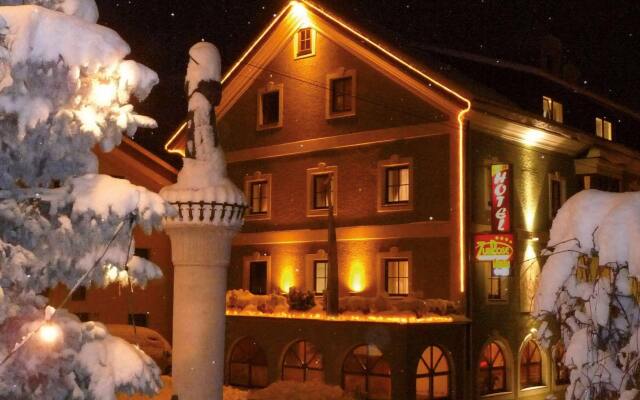 Aktivhotel Zur Rose in Steinach am Brenner, Austria from 148$, photos, reviews - zenhotels.com hotel front