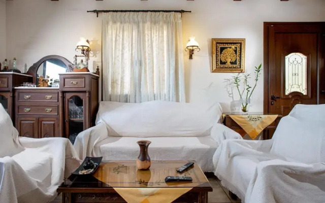 Villa Ariadne in Apergatika