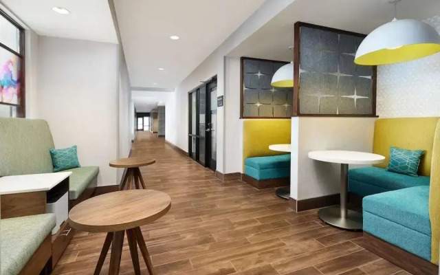 Hampton Inn & Suites Franklin Indianapolis
