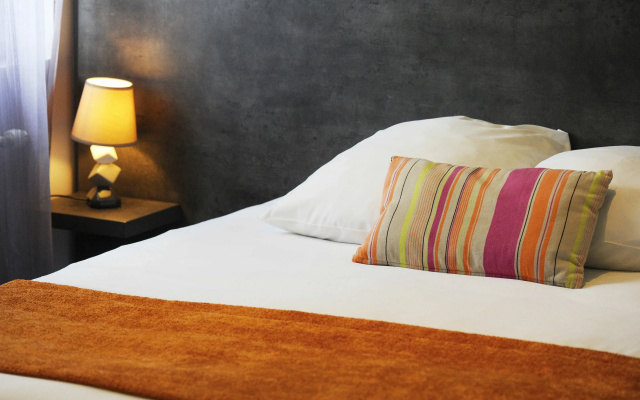 Cozy Hotel