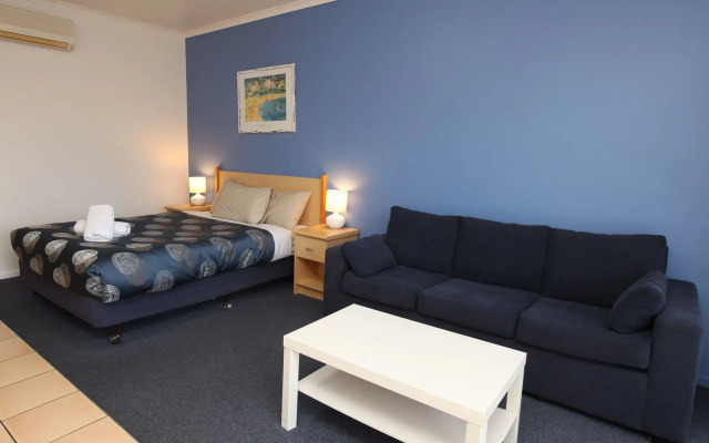 Seaview Motel and Apartments