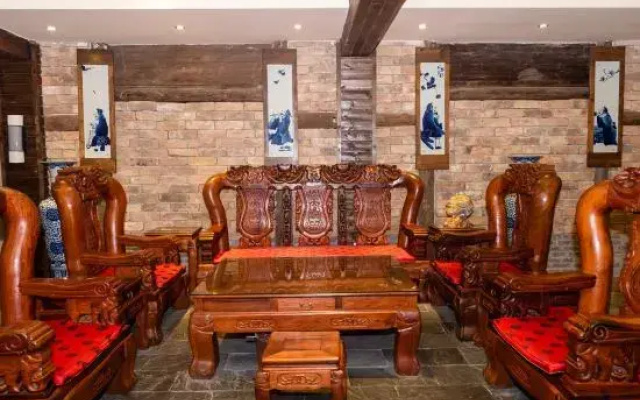 Ershisiqiao Mingyueyuan Resorts