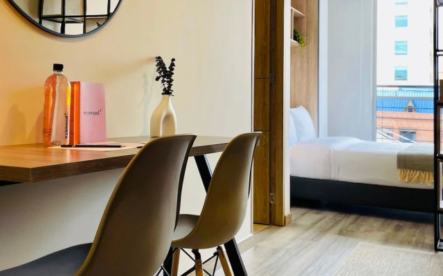 w Exceptional Loft With Modern Deco in Bogota