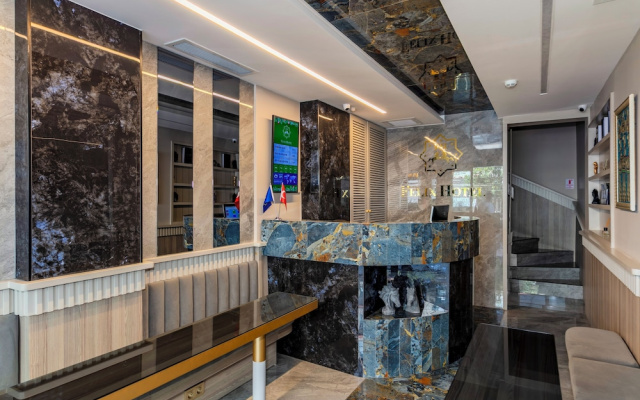 Felix Hotel