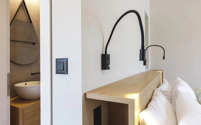 Mira Mare Luxury Residence