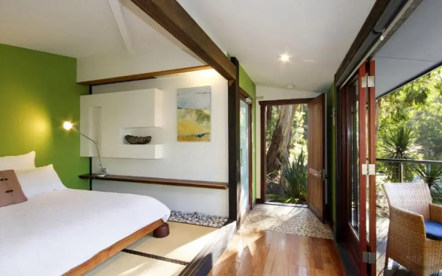 Qdos Arts