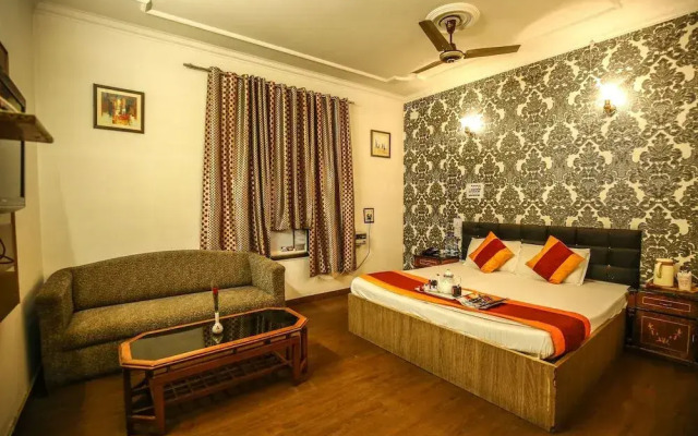 Hotel Goverdhan Palace