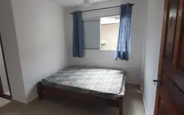 Casa a 80m da Praia das Toninhas
