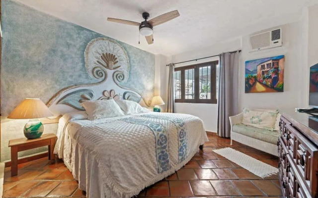Ocean View 2Br Condo-balcony-beach-pool - 303