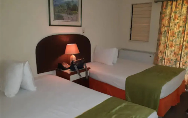 Cascadia Hotel