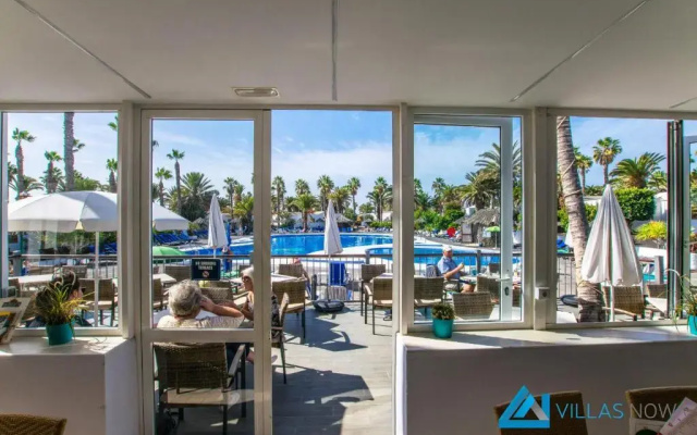 Las Brisas 112 - LH1033 By Villas Now Ltd