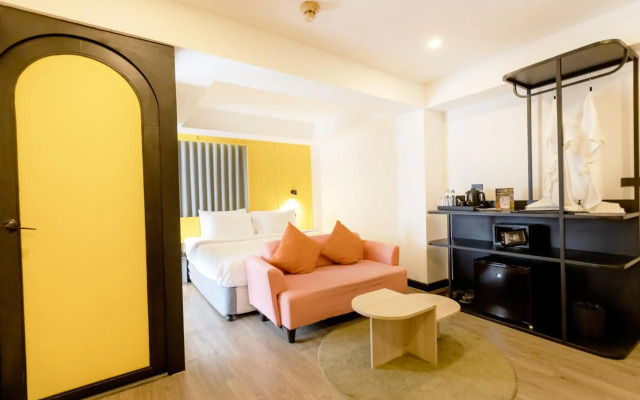 Myhotel CMYK Ratchada