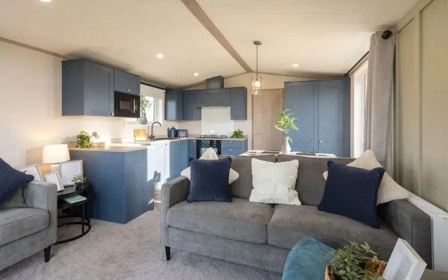 Host Stay Riverwood Ashdown Retreat