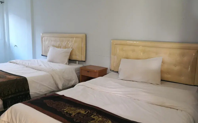 Rungrod Grand Hotel