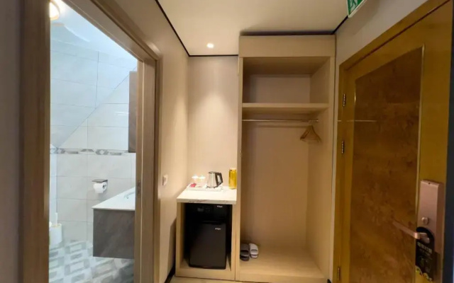 Liao Hotel