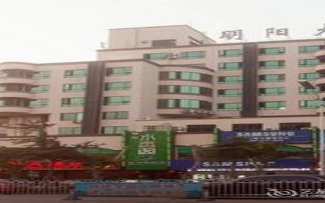 Mingyang Hotel вид на фасад