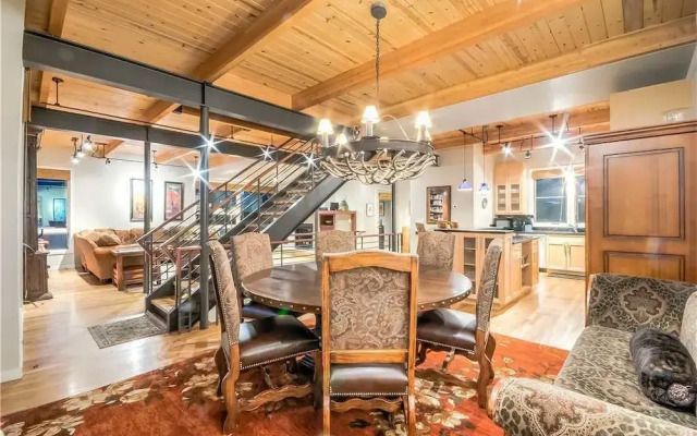 Blackhawk Loft 2886