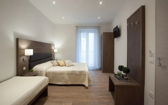 Magnifica Luxury Suites