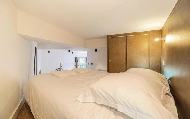 A/C Mezzanine Apt 1BR/2P - Place Garibaldi