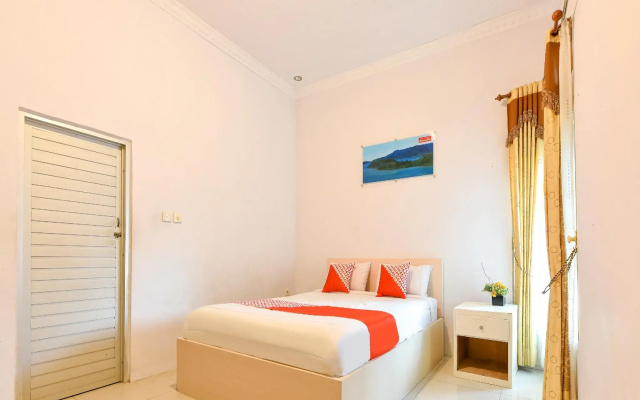 OYO 1074 Homestay Rumah Puti