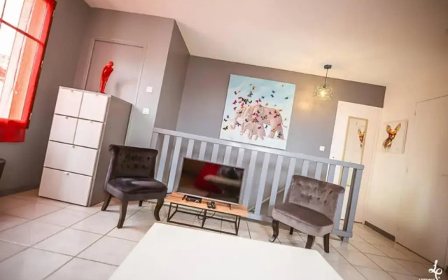 Duplex Centre Ville 6 Personnes (Wifi/Parking)