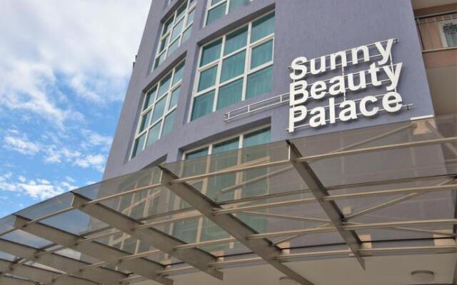 Отель Sunny Beauty Palace Hotel - All Inclusive Болгария, Солнечный берег - отзывы, цены и фото номеров - забронировать отель Sunny Beauty Palace Hotel - All Inclusive онлайн вид на фасад