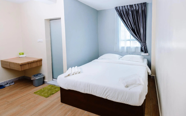 SemRock Hotel