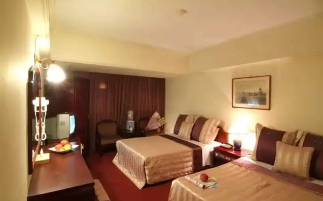 Honeydew Hotel