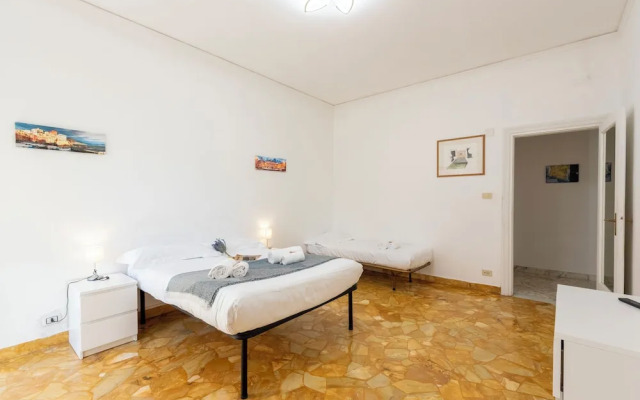 House Rondinella Genova City Center