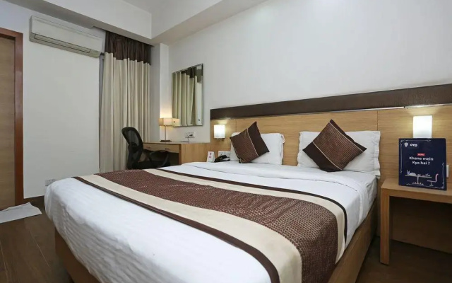 OYO 11326 Hotel Camria