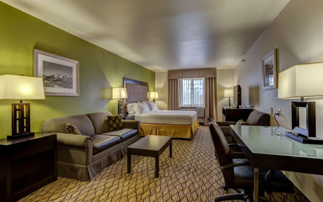 Holiday Inn Express & Suites Montrose - Black Canyon Area by IHG