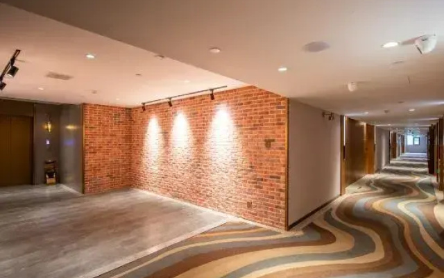 James Joyce Coffetel Hotel (Shijiazhuang North Railway Station Shizhuang Subway Station)