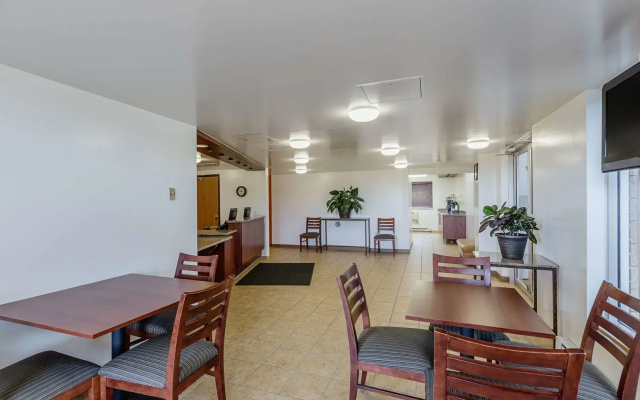 Reliance Inn