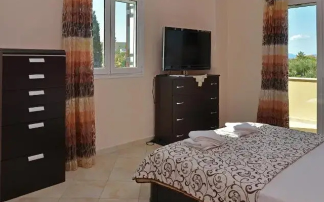 VILLA KONSTANTINOS 6 bedrooms