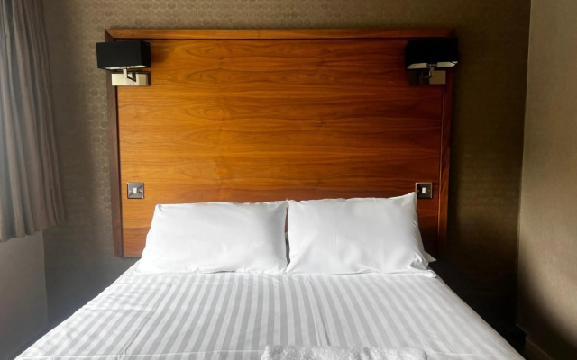 Park Hotel