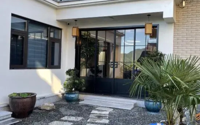 Tonglu County Jiaojiali Homestay