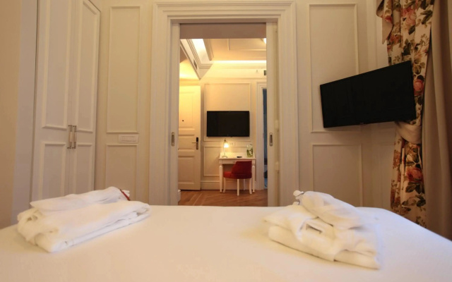 Corinne Art & Boutique Hotel