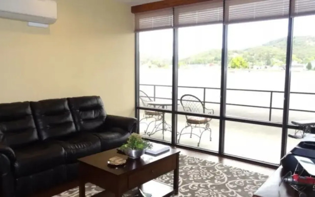 Aviation Suites