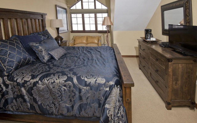 St James Beaver Creek, A Vail Resorts Property