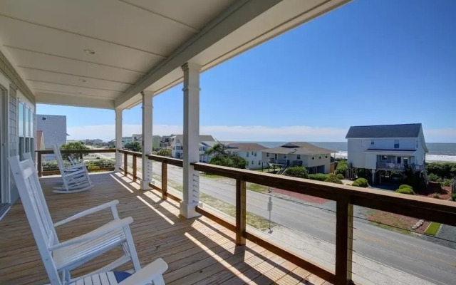 Absolute Paradise 5 Bedroom Home by RedAwning