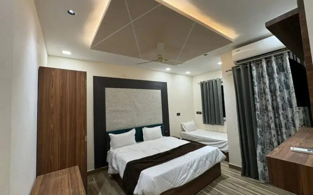 Goyal Hoteliers - Hotel Vasudha