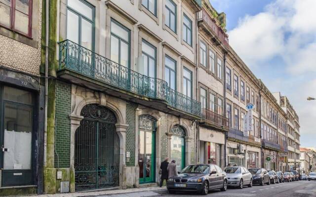 Отель Duplex Downtown вид на фасад