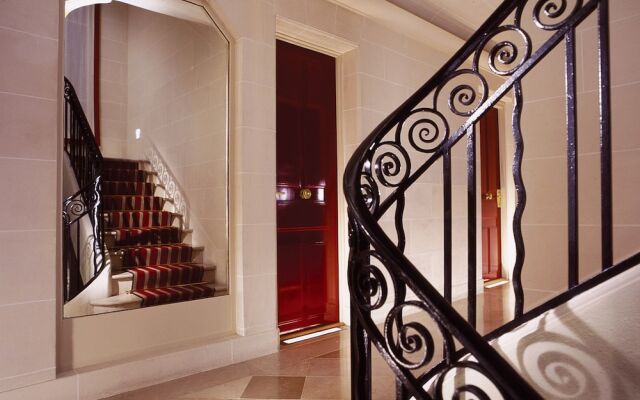 Отель Hôtel de Banville Франция, Париж - отзывы, цены и фото номеров - забронировать отель Hôtel de Banville онлайн вид на фасад