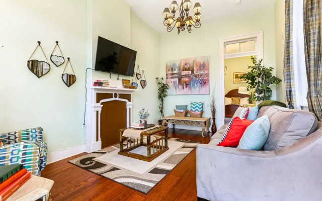 Charming Homes close to French Quarter